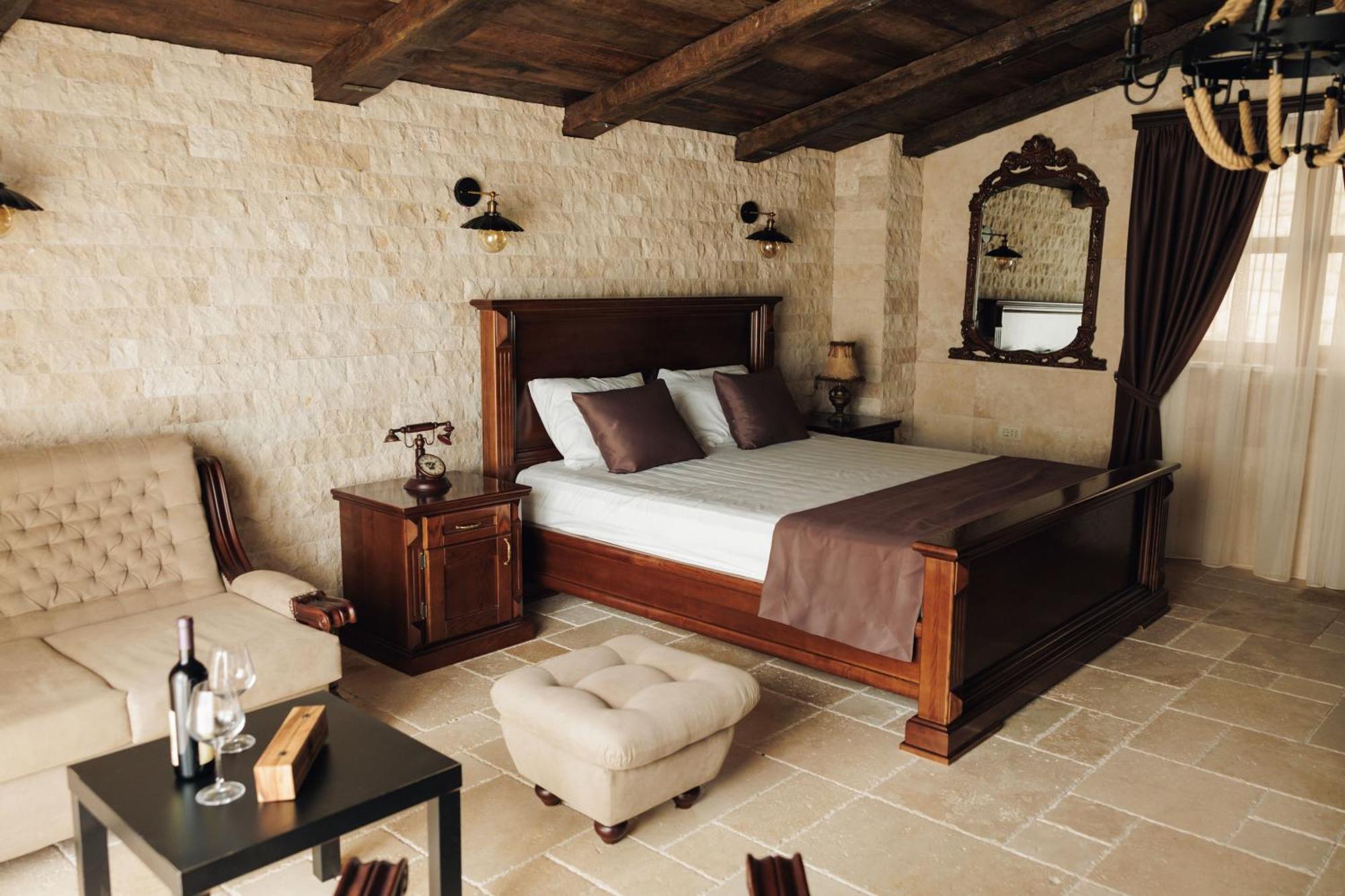 באר Olive Queen Rustic Estate מראה חיצוני תמונה