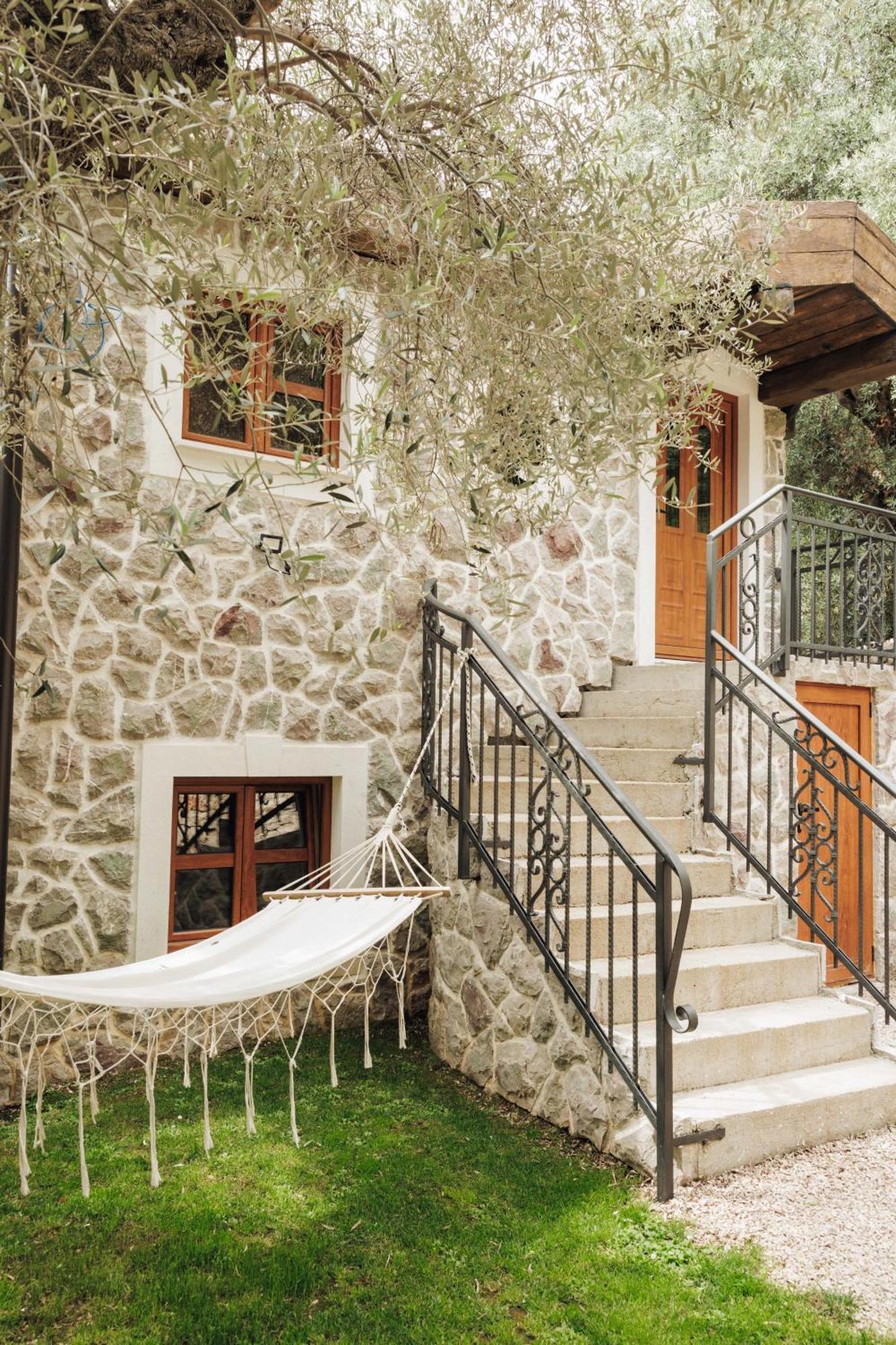באר Olive Queen Rustic Estate מראה חיצוני תמונה